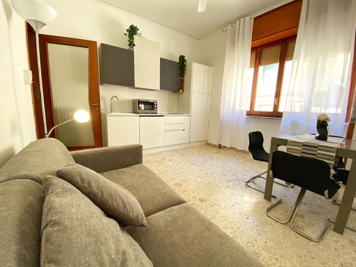 Casa Vacanze Salerno Al Corso Esterno foto